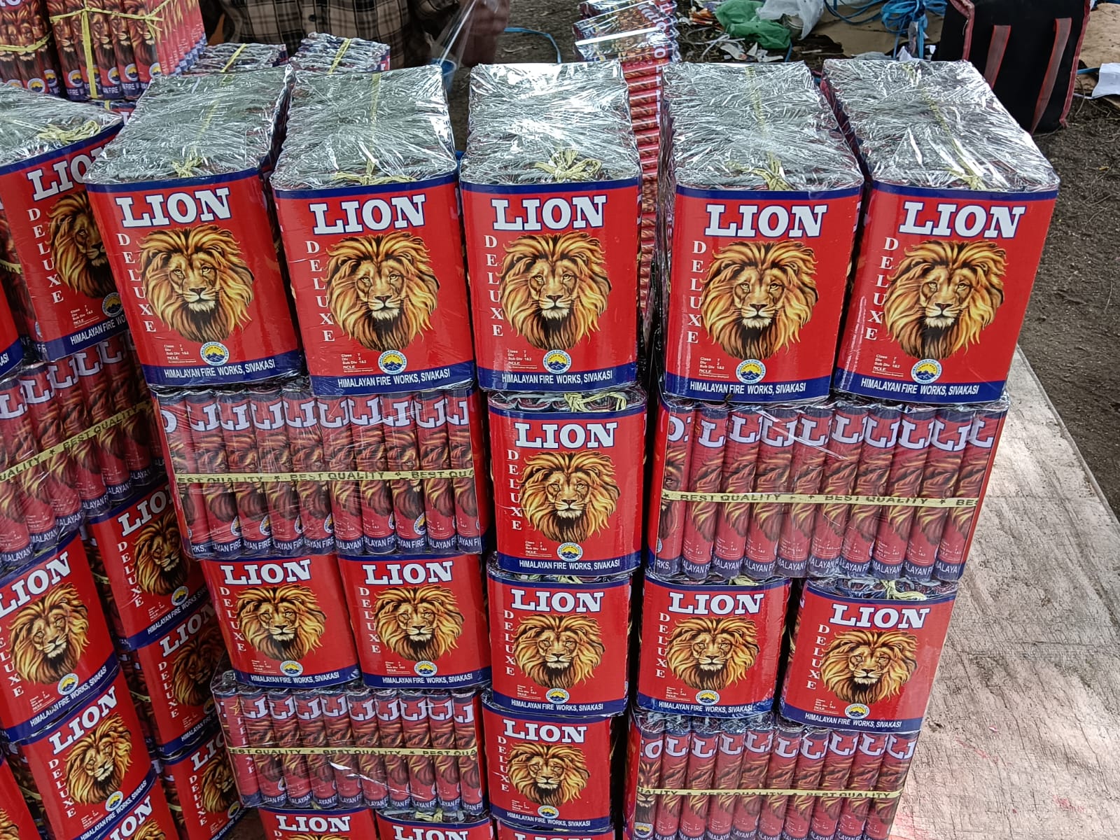 inba Crackers 6 inch Deluxe Lakshmi